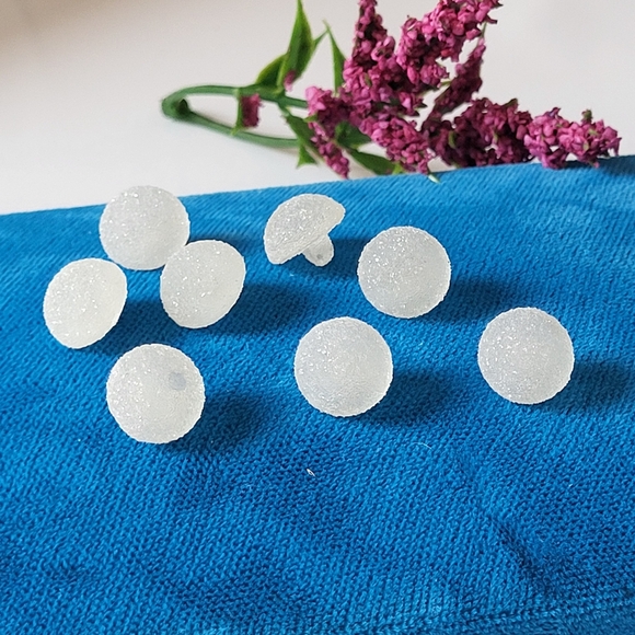 Vintage Round White Domed Plastic Shank Sugared Texture Sewing Buttons ~ 8pcs - Picture 11 of 13
